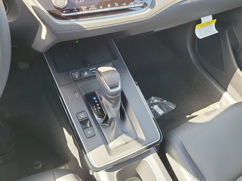 New 2026 Toyota Corolla Cross AWD Hybrid w/ Convenience Package image 18