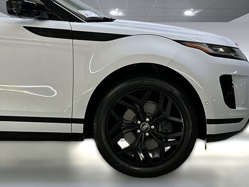 Used 2021 Land Rover Range Rover Evoque SE image 35
