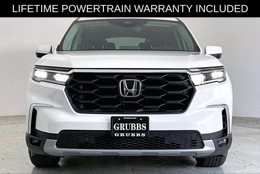 Used 2025 Honda Pilot EX-L image 4