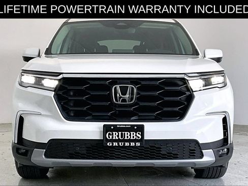Used 2025 Honda Pilot EX-L image 4