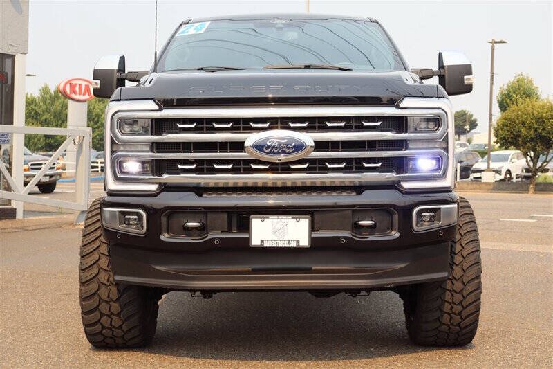 Used 2024 Ford F350 Platinum AWD/4WD image 8