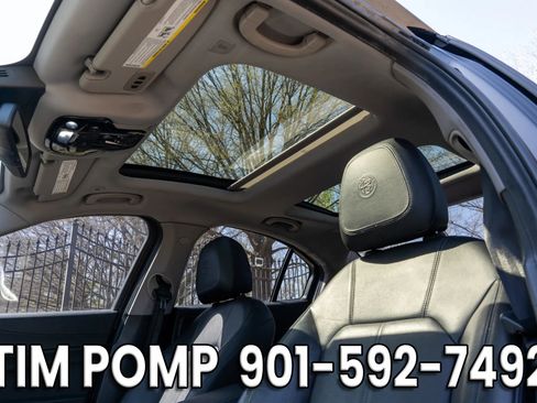 Used 2020 Alfa Romeo Giulia Sprint w/ Cold Weather Package AWD/4WD image 18