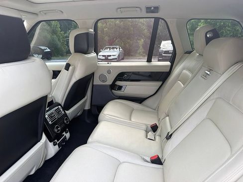 Used 2018 Land Rover Range Rover Supercharged AWD/4WD image 8