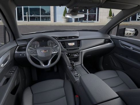 New 2025 Cadillac XT6 Luxury image 15