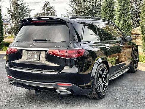 Used 2024 Mercedes-Benz GLS 450 4MATIC image 5