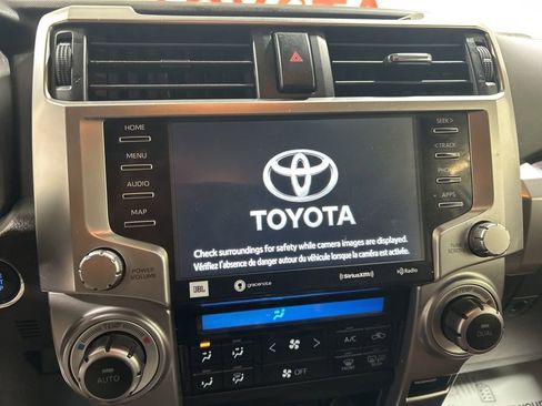 Used 2021 Toyota 4Runner Limited AWD/4WD image 25