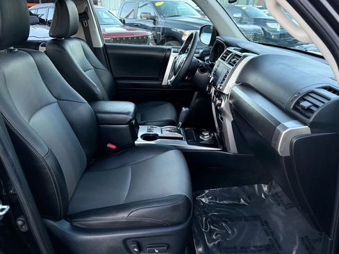 Used 2021 Toyota 4Runner SR5 Premium w/ Moonroof Package image 22