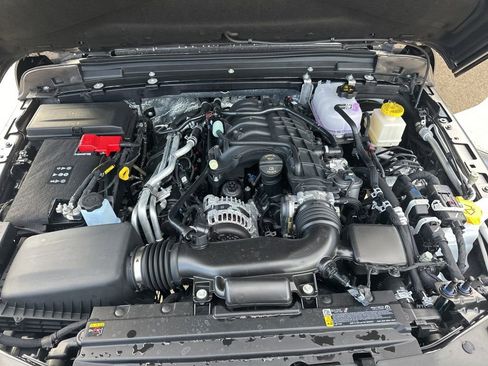 New 2026 Jeep Gladiator Sport AWD/4WD image 25