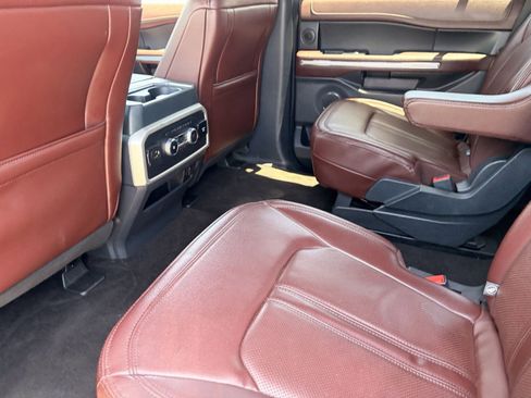 Certified 2022 Ford Expedition Limited AWD/4WD image 15