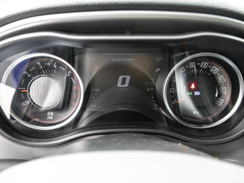 Used 2022 Dodge Challenger R/T Scat Pack image 21