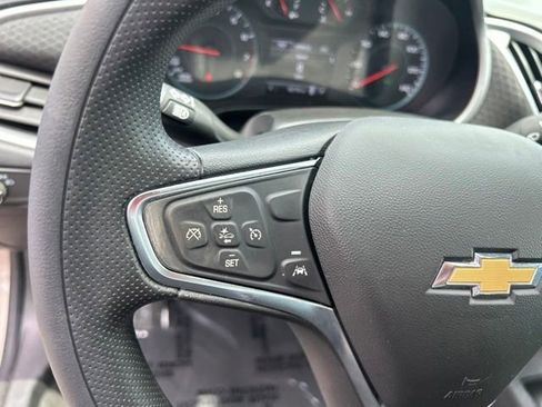 Used 2024 Chevrolet Malibu LT FWD image 19