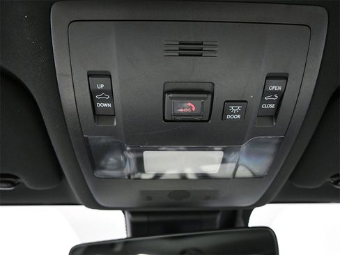 Used 2021 Lexus IS 350 F Sport image 33