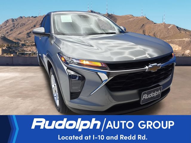 Used 2024 Chevrolet Trax LS w/ LS Convenience Package FWD image 7