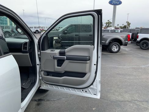 Used 2019 Ford F150 XLT image 22