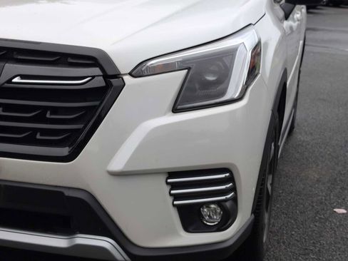 Certified 2024 Subaru Forester Touring AWD/4WD image 11