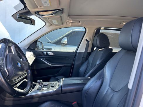 Used 2020 BMW X7 xDrive40i w/ Premium Package image 5