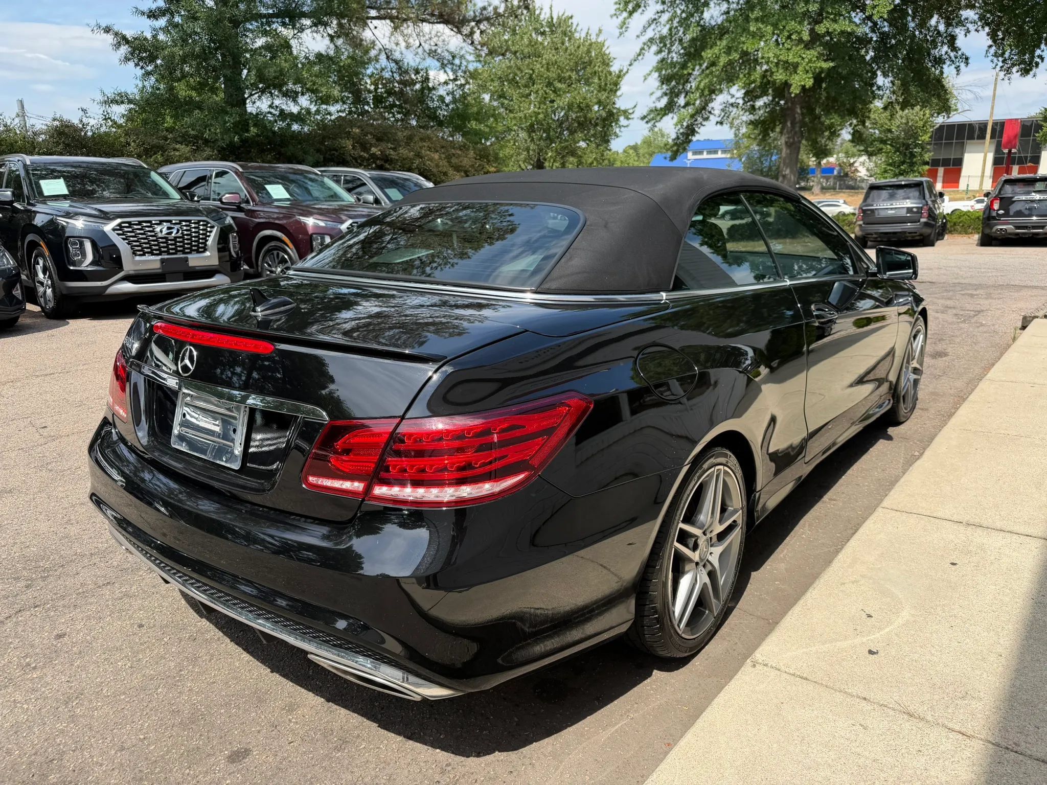 Used 2016 Mercedes-Benz E 400 Cabriolet image 5