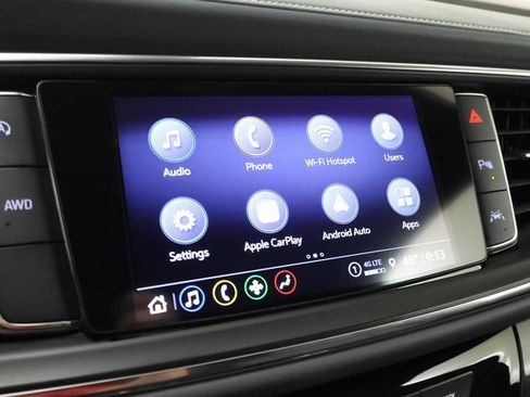 Used 2024 Buick Enclave Essence w/ Technology Package image 15