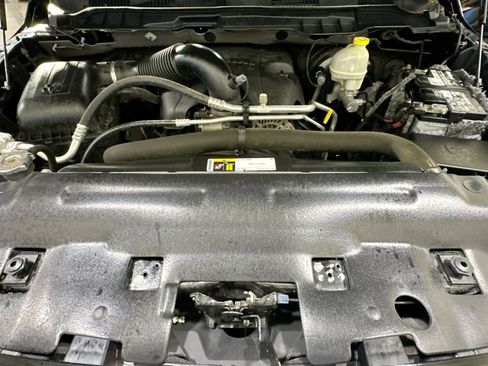 Used 2015 RAM 1500 Express image 35