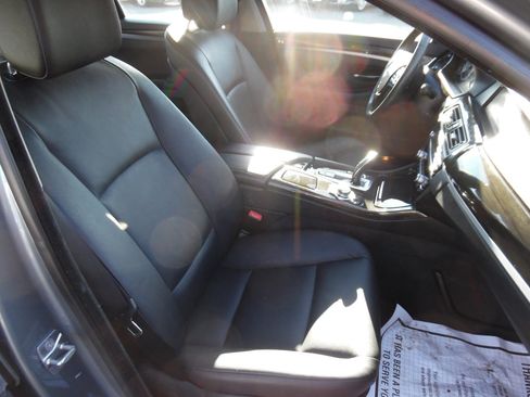 Used 2012 BMW 528i xDrive Sedan image 22