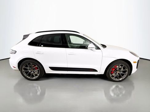 Used 2022 Porsche Macan GTS image 8