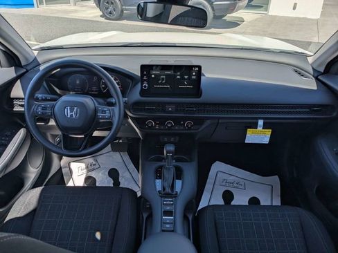 New 2026 Honda HR-V LX image 13