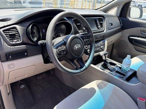 Used 2020 Kia Sedona L FWD image 6
