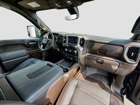 Used 2020 GMC Sierra 3500 Denali w/ Denali Ultimate Package AWD/4WD image 36