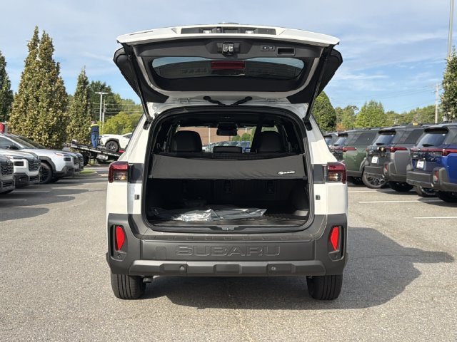 New 2026 Subaru Outback Limited AWD/4WD image 14