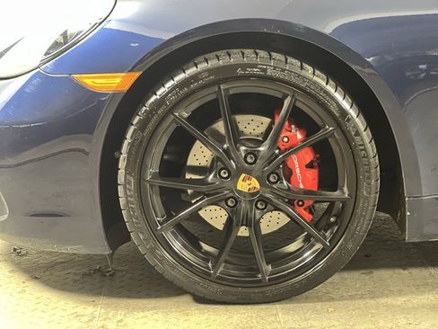 Certified 2019 Porsche 718 Cayman S image 13