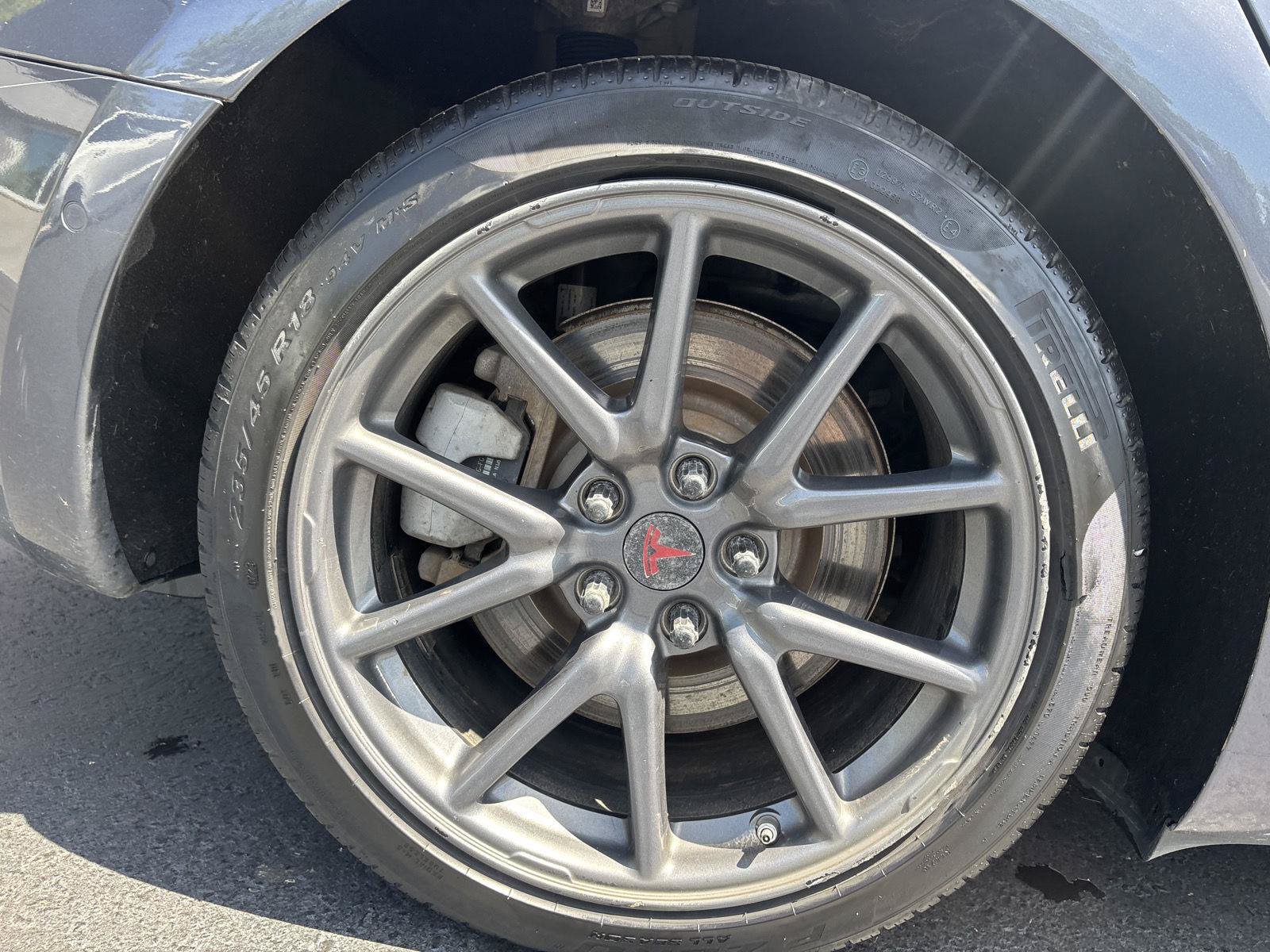 Used 2018 Tesla Model 3 Long Range AWD/4WD image 14