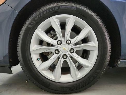 Used 2019 Chevrolet Malibu LT FWD image 32