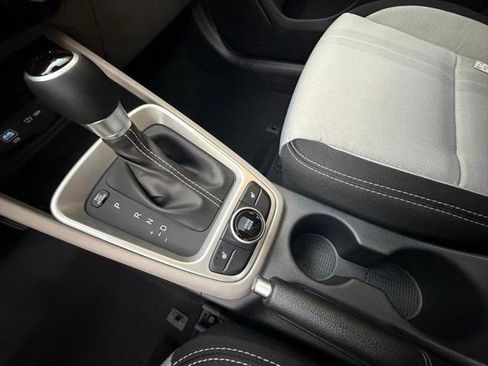 New 2026 Hyundai Venue SEL image 17