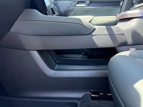 New 2026 GMC Terrain AT4 w/ Convenience Package III AWD/4WD image 17