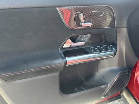 Certified 2022 Mercedes-Benz GLA 250 4MATIC image 10