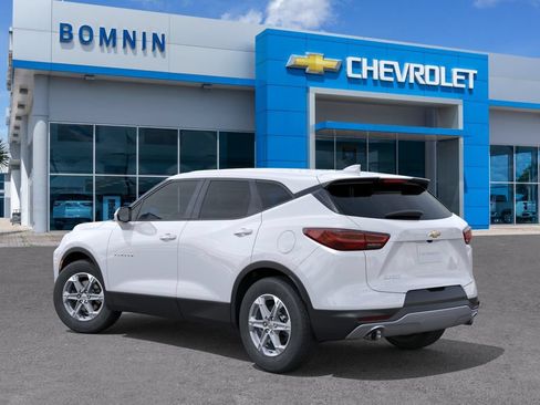 New 2026 Chevrolet Blazer LT FWD image 4