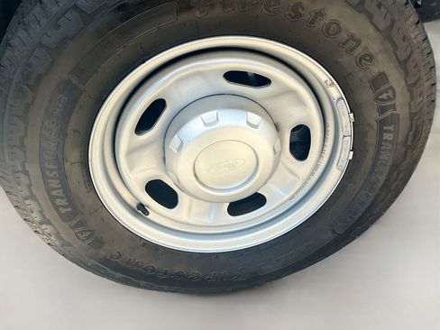 Used 2024 Ford F250 XL w/ 360-Degree Camera Package RWD image 29