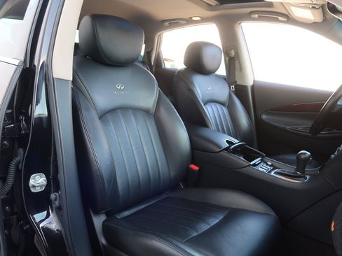 Used 2012 INFINITI EX35 Journey w/ Premium Pkg image 13