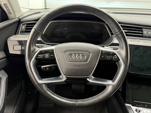 Used 2024 Audi Q8 e-tron Premium Plus w/ Premium Plus Package AWD/4WD image 11