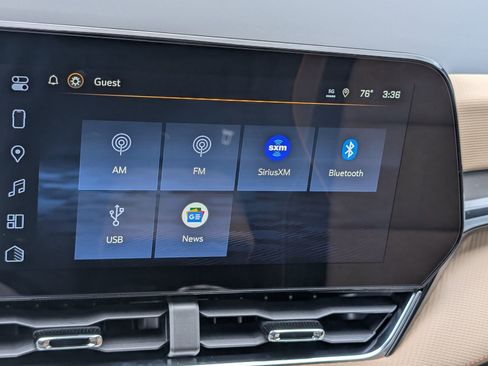 New 2026 Chevrolet Equinox ACTIV FWD image 17