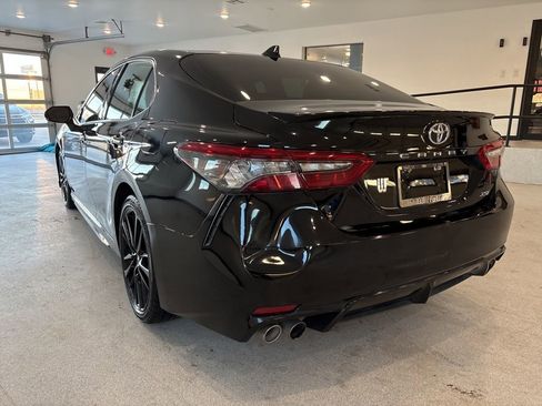 Used 2021 Toyota Camry XSE image 21