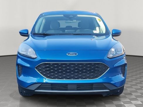 Certified 2021 Ford Escape SE image 2