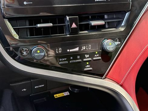 Certified 2022 Toyota Camry XSE FWD image 18