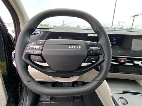 New 2026 Kia Sportage SX Prestige AWD/4WD image 17
