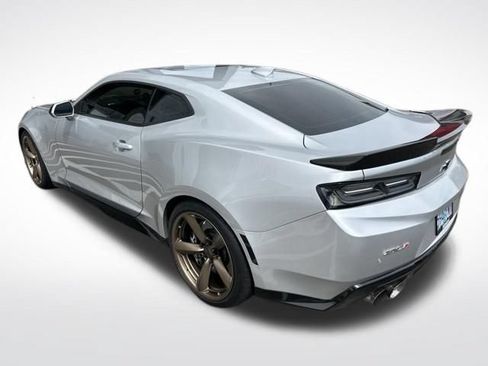Used 2018 Chevrolet Camaro ZL1 RWD image 5
