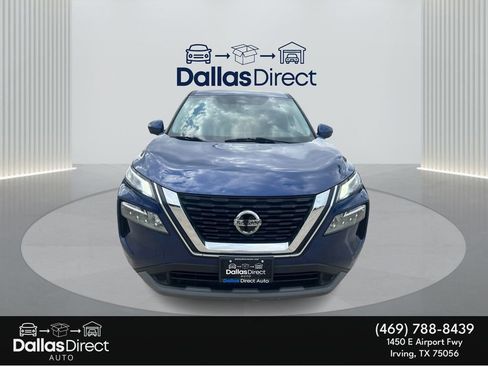 Used 2021 Nissan Rogue SV image 3