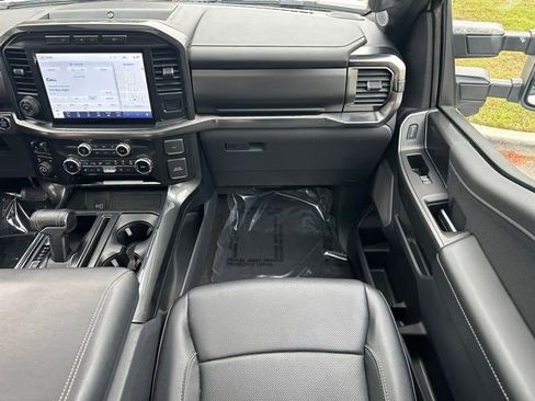 Certified 2022 Ford F150 Lariat w/ Equipment Group 502A High image 13