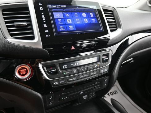 Used 2018 Honda Pilot Elite image 33