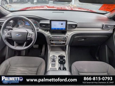 Used 2020 Ford Explorer XLT image 13