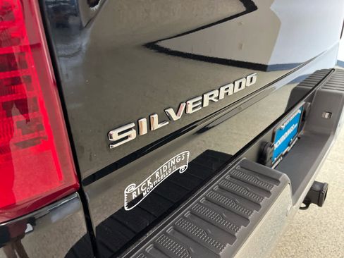 Used 2024 Chevrolet Silverado 1500 W/T w/ WT Value Package image 10